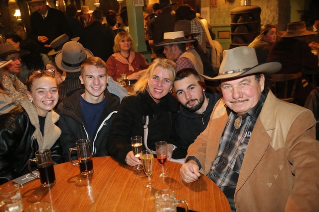 Click to zoom the image