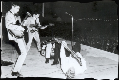 Click to zoom the image